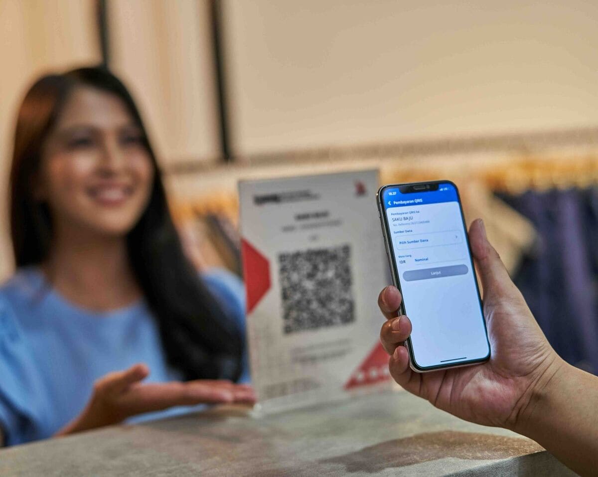 QRIS Merchant BCA Mudahkan Pelanggan Bayar Tanpa Uang Tunai
