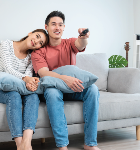 Mau Nonton Film Romantis di Rumah? Lakukan Ini agar Suasana Tambah Mengesankan